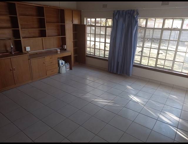 1 BEDROOM HOUSE TO LET IN VANDERBIJLPARK SE 7